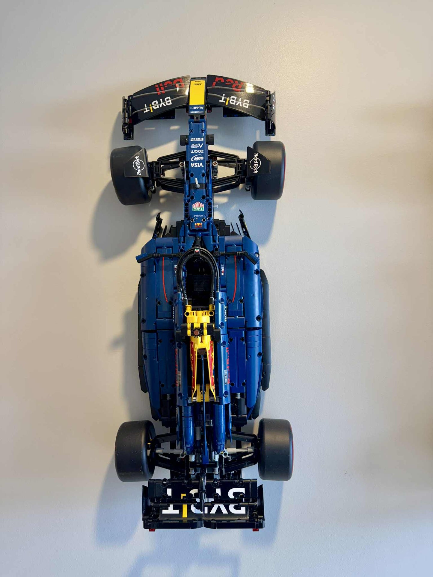 1:8 Scale Technic Car Wall Mount